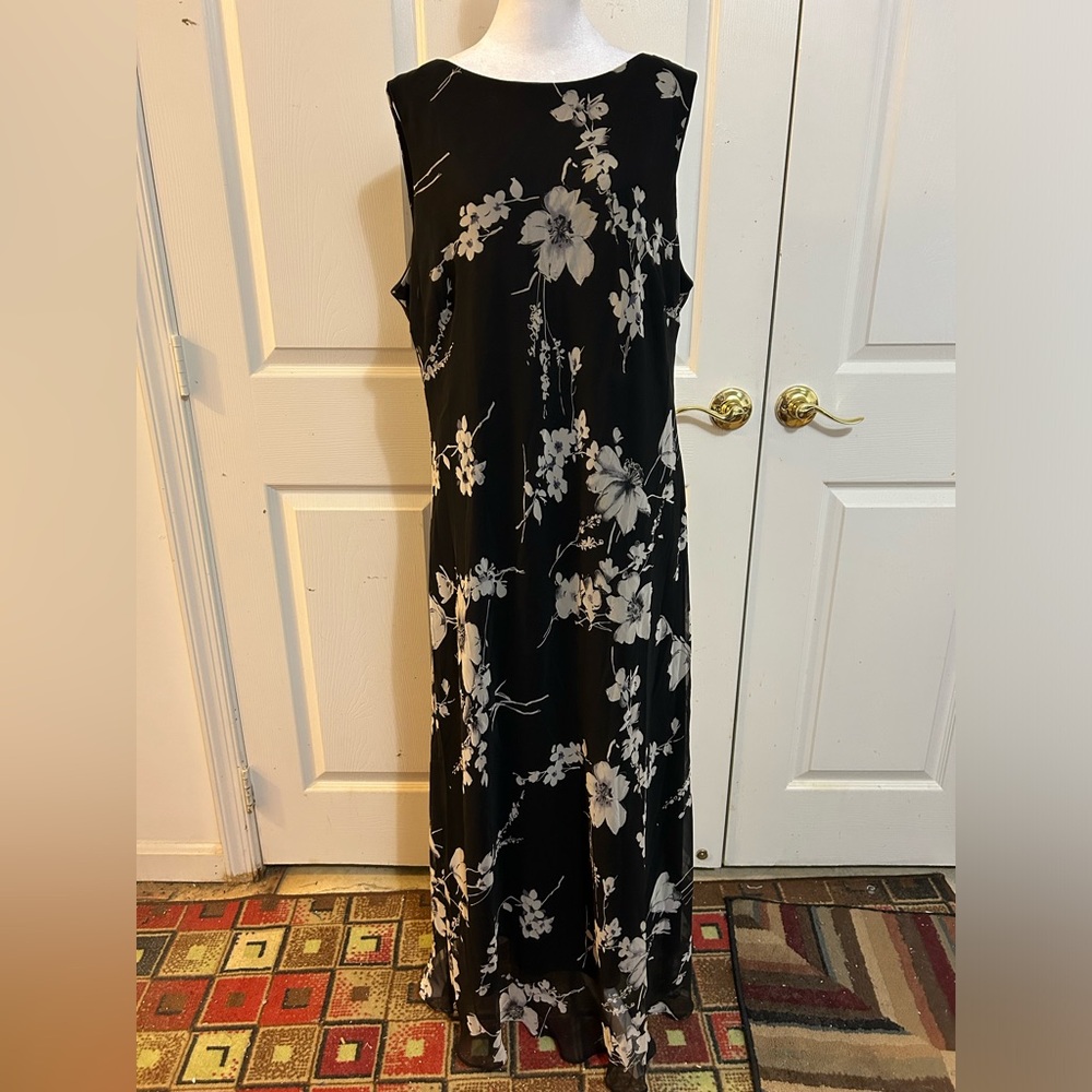 J.B.S. Monochrome Floral Maxi Dress